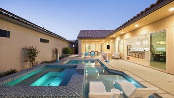 Lämmitetty uima-allas