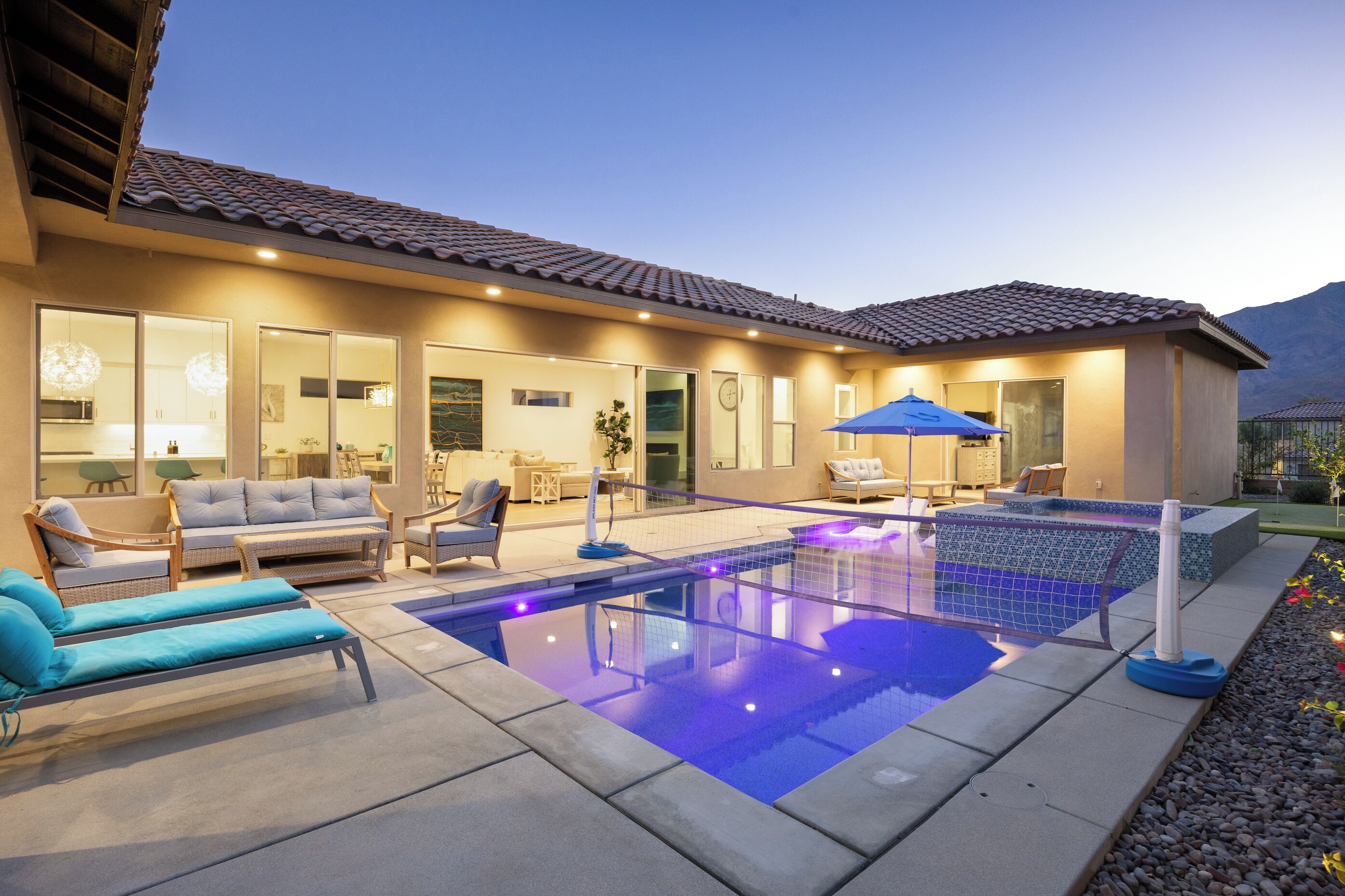 Et oppvarmet basseng