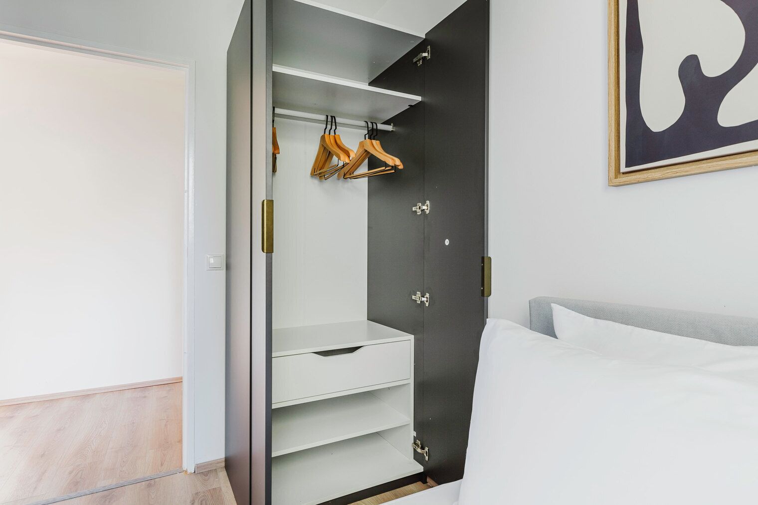 2 sovrum, strykjärn/strykbräda, wi-fi och sängkläder