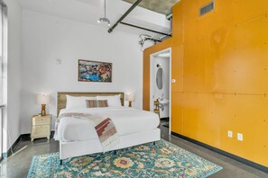 1 bedroom, desk, iron/ironing board, free WiFi