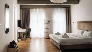 2 間睡房、書桌、Wi-Fi、床單