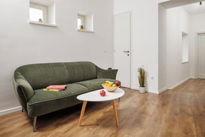 TV - Richter Residence 4 (Brașov)