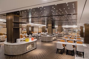 Desayuno buffet (CNY 68 por persona) 