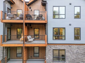 Property grounds - All Year Heated Pool & Tub! New! (Bighorn No. 8)