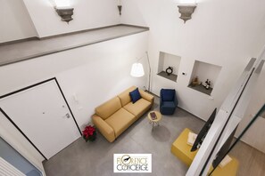 Interior - Ground Floor With Patio-Ghibellina 65 apt 1 (Firenze)