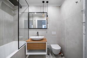 Hair dryer, towels