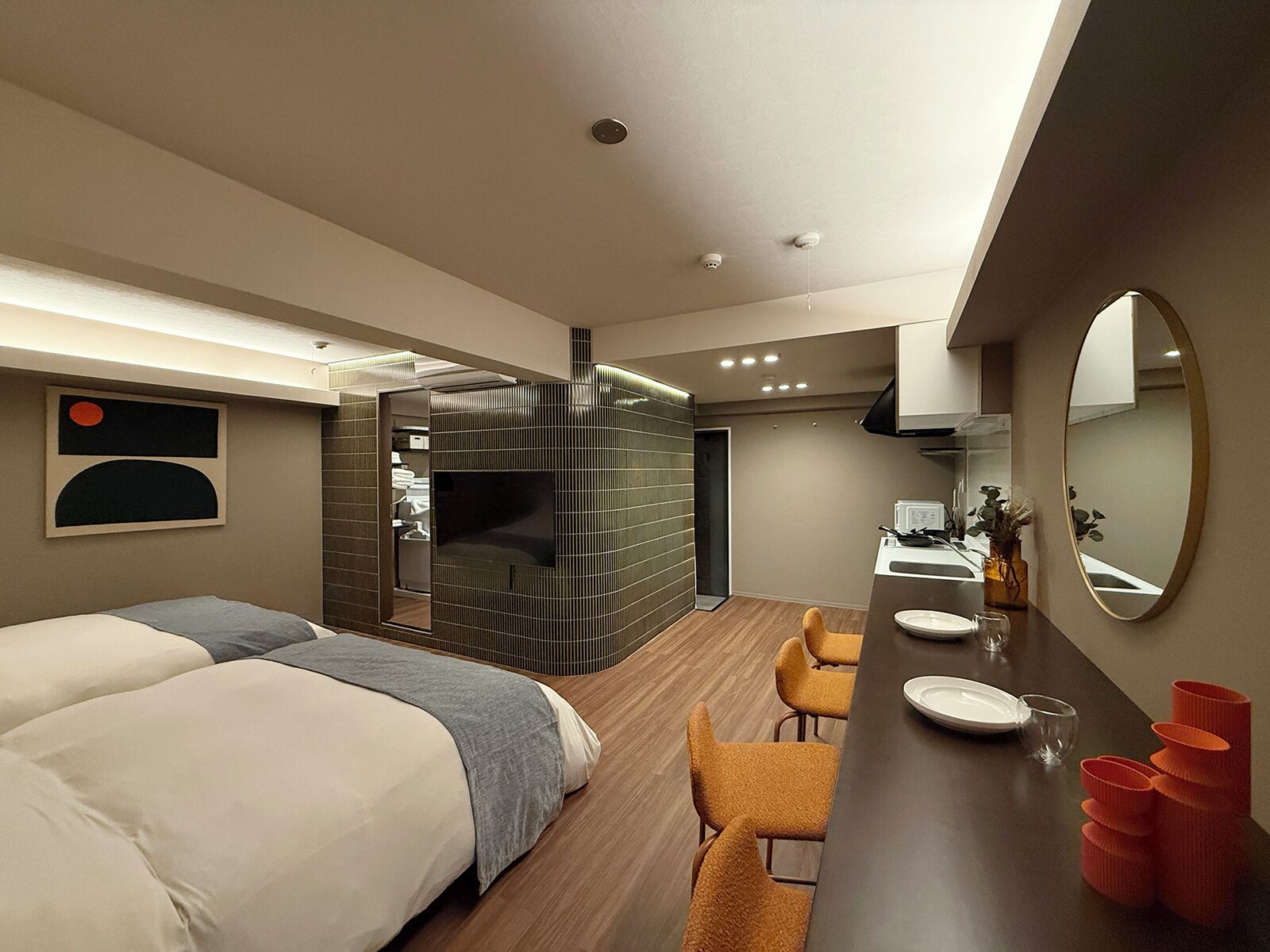 Classic Studio | Individually decorated, desk, iron/ironing board, free WiFi