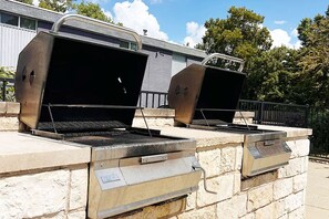 Terrace/patio - Blueground | Mueller 1bd, BBQ, Pool, AC, nr Downtown (Austin)