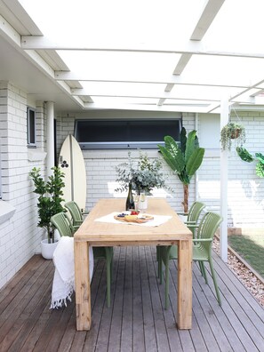 Outdoor dining