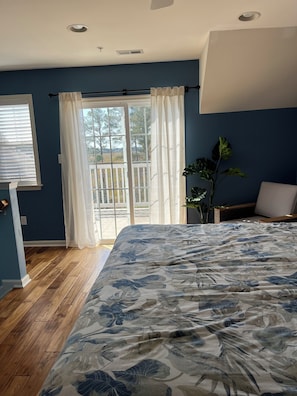 4 bedrooms, free WiFi, bed sheets
