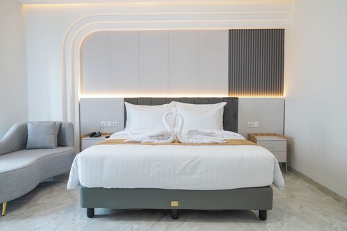 Toyo Hotel Purwokerto, Azana Hotels Collection