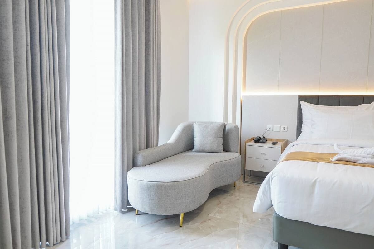 ห้องเอ็กเซกคิวทีฟ | โต๊ะทำงาน, Wi-Fi ฟรี