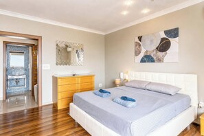 2 bedrooms, iron/ironing board, free WiFi, bed sheets - Modern and comfortable apart Savoy Garden, Gzira, Malta (Gzira)