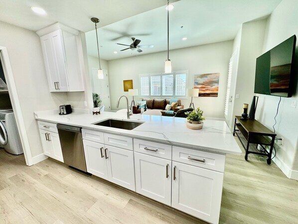 Interior - Contemporary Modern Decor Newly Constructed Condo (Tucson)