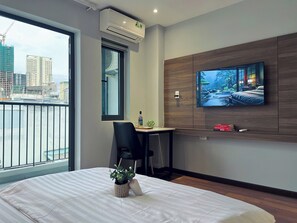 City Studio, Balcony, City View