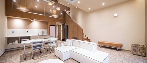 1 bedroom, desk, laptop workspace, free WiFi