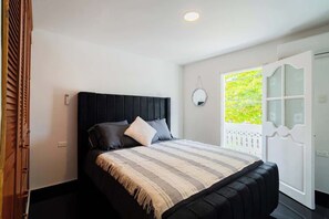 Tabla de planchar con plancha y wifi 