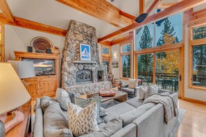 TV, fireplace, DVD player, offices