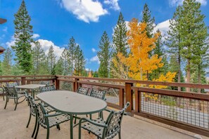 Outdoor dining - Northstar Ski-In/Ski-Out with Hot Tub & Views (Northstar)