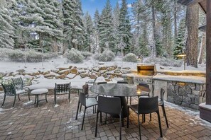 Outdoor dining - Northstar Ski-In/Ski-Out with Hot Tub & Views (Northstar)