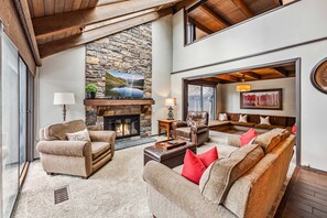 TV, fireplace - Bright Breck Condo – Walk to Ski Lift & Shuttle (Breckenridge)