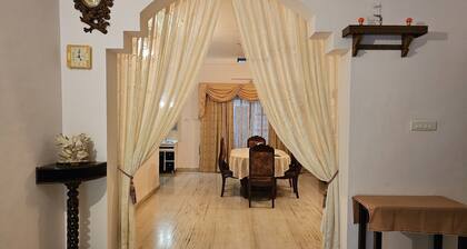 De Royale Summit Home Stay