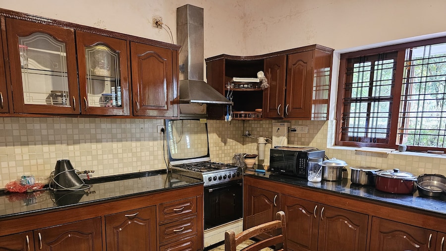 De Royale Summit Home Stay