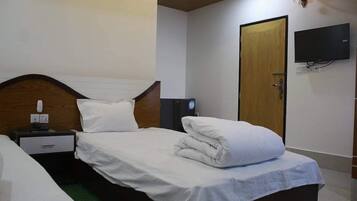 Deluxe-Doppelzimmer | Zimmersafe, Schreibtisch, kostenloses WLAN