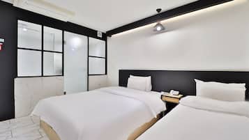 Kamar Twin Keluarga | Meja kerja dan Wi-Fi gratis
