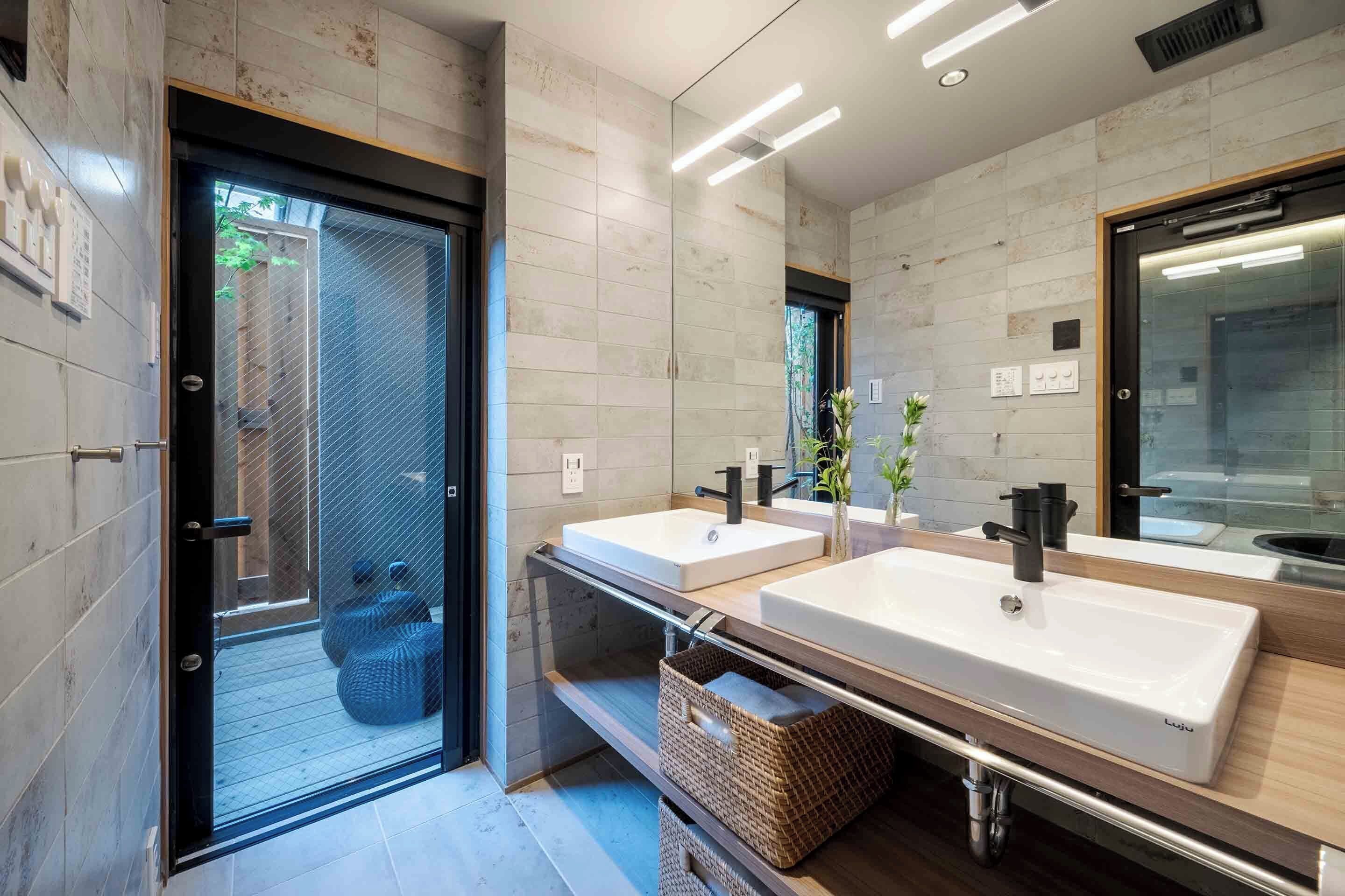 Traditional House, 3 Bedrooms, Kitchen, Garden View | Bathroom