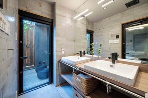 Traditional House, 3 Bedrooms, Kitchen, Garden View | Bathroom | Combined shower/bathtub, rainfall showerhead, free toiletries - Tokisora Machiya Holiday House     (Kanazawa)