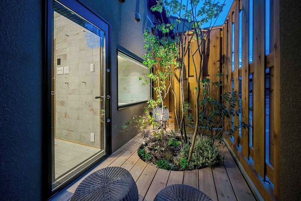 Traditional House, 3 Bedrooms, Kitchen, Garden View | Garden view