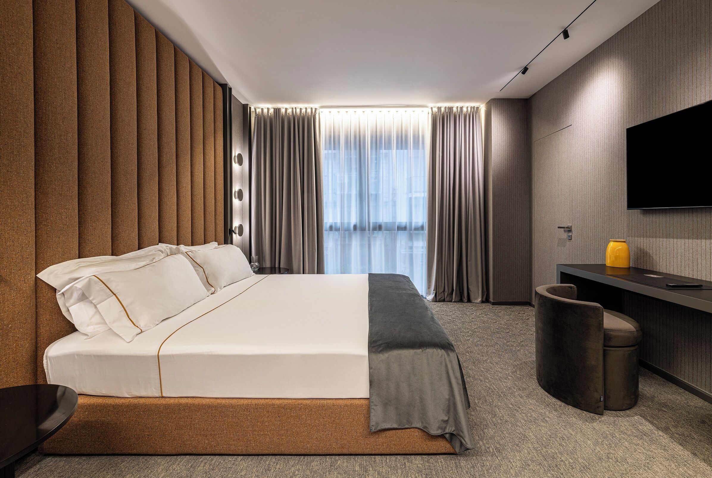 Signature Studio | Premium bedding, down comforters, in-room safe, desk