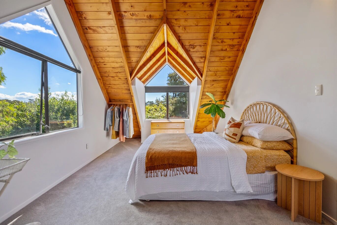 3 bedrooms, iron/ironing board, WiFi