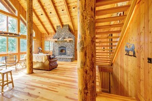Interior - Nordic Style Lodge w/ Deck on 80 Acres in Arlee (Arlee)