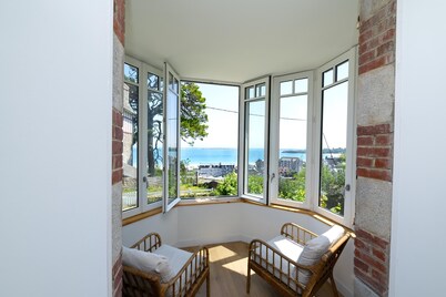 VILLA KER JEAN, 8 PERSONS, SEA VIEW, 5 MINUTES WALK FROM THE BEACH, SWIMMING POOL