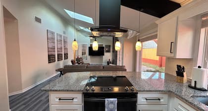 A&C WINDWARD COTTAGE