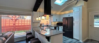 A&C WINDWARD COTTAGE # 1