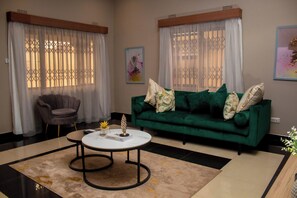 Estúdio superluxo, 1 cama Queen | Área de estar