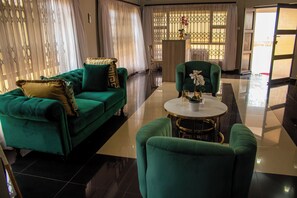 Reception - Topaz Villas  (Lilongwe)