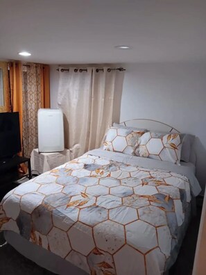 1 soveværelse, strygejern/strygebræt, gratis Wi-Fi, sengetøj