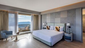 프레지덴셜 스위트, 킹사이즈침대 1개, 산 전망 (Private Balconies) | 미니바, 객실 내 금고, 다리미/다리미판, 무료 유아용 침대