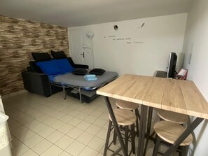 1 habitación, cuna de viaje, wifi gratis y ropa de cama 