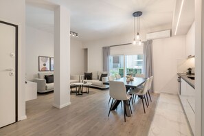 Dining - Beloved 1BR Apartment in Ampelokipoi (Athina)