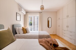 3 bedrooms, desk, iron/ironing board, free WiFi - Comfortable 3BR Family Residence in Agia Paraskevi (Agia Paraskevi)