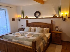 2 bedrooms, WiFi, bed sheets