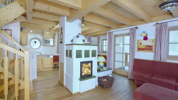 Chalet | Sala de estar | Chimenea