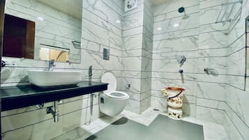 Chambre Prestige | Bureau, espace de travail pour ordinateurs portables