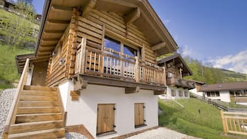 Chalet | Bahagian luar