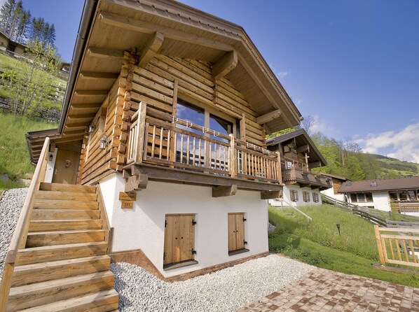 Exterior - Chalet in Konigsleiten Near Zillertal Ski Area (Wald im Pinzgau)